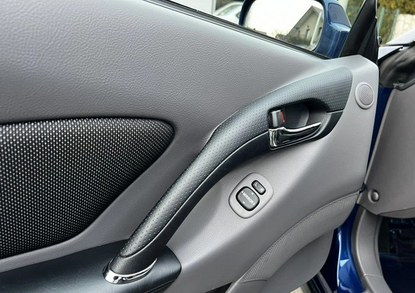 Toyota Celica cena 22500 przebieg: 237000, rok produkcji 2001 z Wąchock małe 466